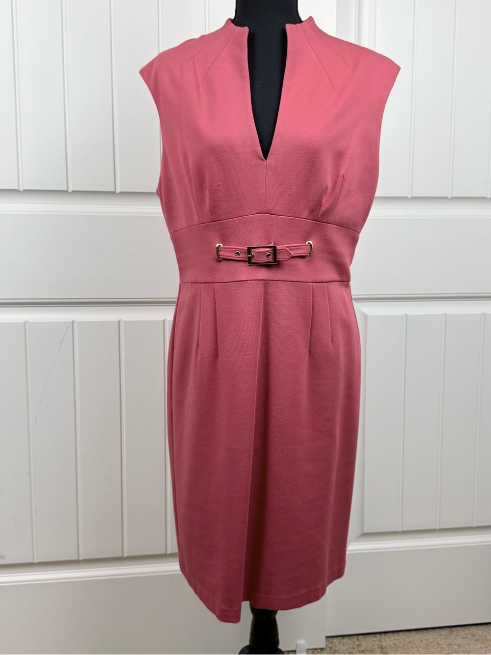 Trina Turk Sleeveless V-Neck Belted Midi Dress Professional Career Business
